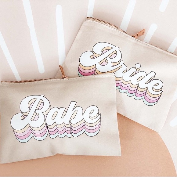 Retro Bride Robe & Matching Pouch - never used/opened! - Picture 5 of 6